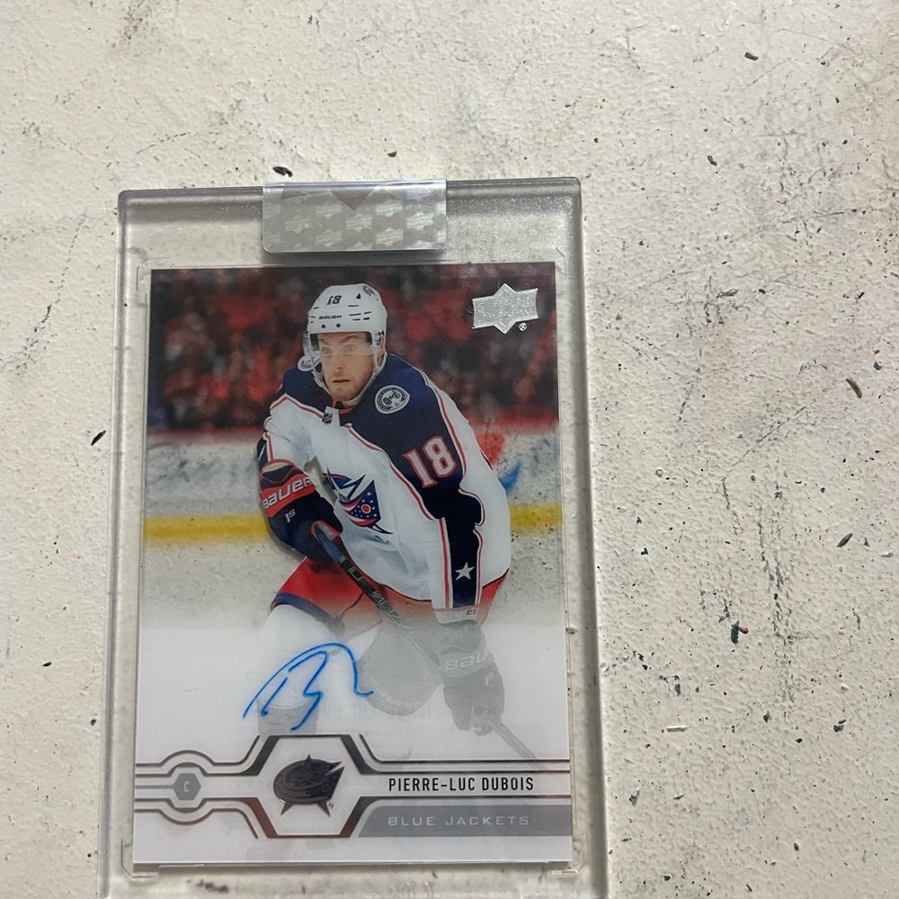 Pierre-Luc Dubois hockey card